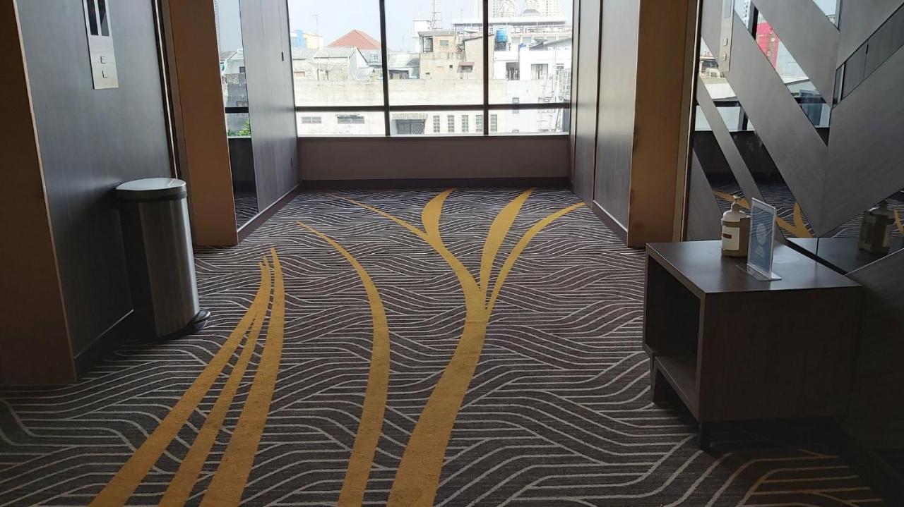 Luminor Hotel Jakarta Kota By Wh Esterno foto