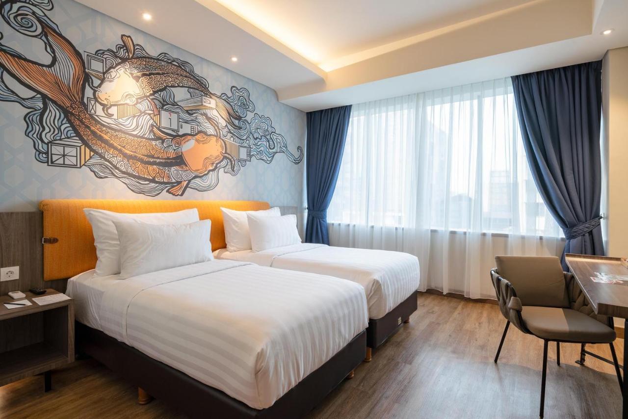 Luminor Hotel Jakarta Kota By Wh Esterno foto
