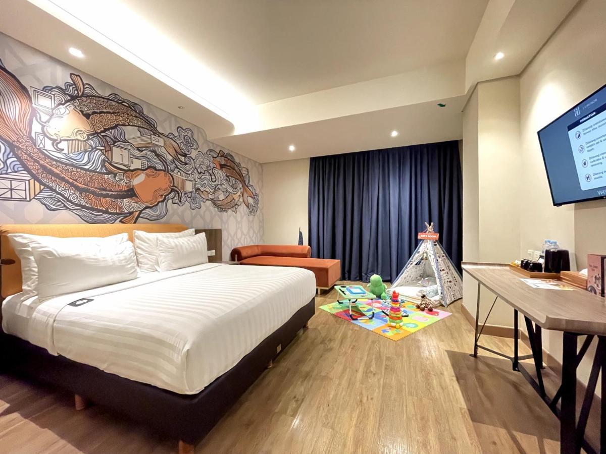Luminor Hotel Jakarta Kota By Wh Esterno foto