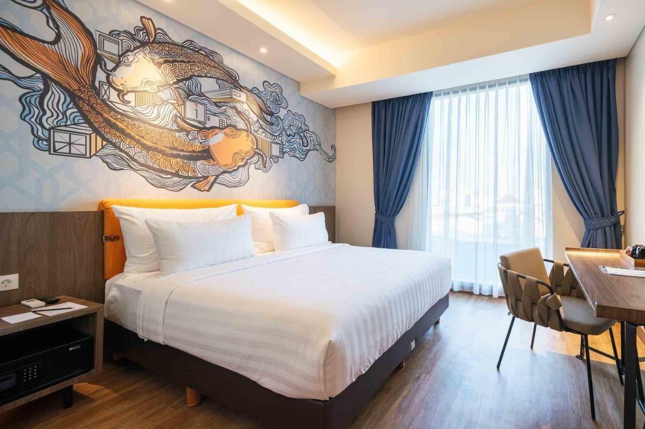 Luminor Hotel Jakarta Kota By Wh Esterno foto