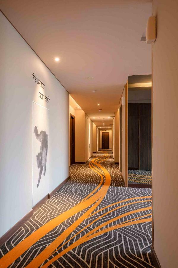 Luminor Hotel Jakarta Kota By Wh Esterno foto