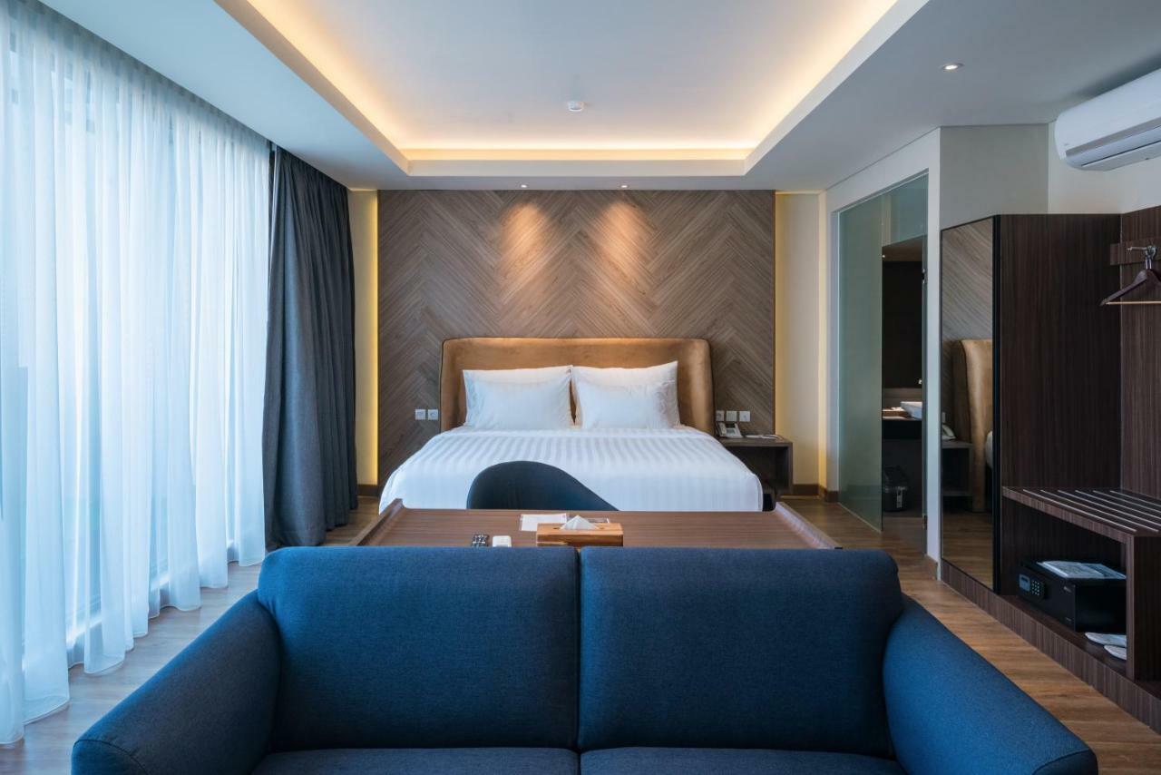 Luminor Hotel Jakarta Kota By Wh Esterno foto